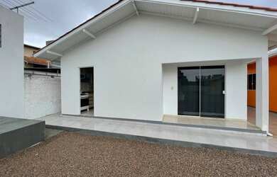 Imagem 3: Casa a apenas 100 metros da Praia Da Camboa