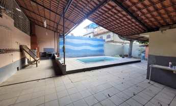 Imagem: Casa 2 qts com quintal e piscina a venda