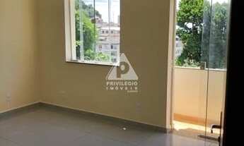 Imagem 2: Apartamento reformado de dois quartos e varanda em Santa Teresa. OPORTUNIDADE!!!