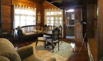 Imagem 2: Casa de condomínio para venda possui 250 metros quadrados com 3 quartos