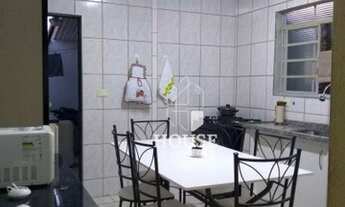 Imagem: Casa com 2 dormitórios à venda, 134 m²