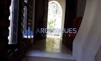 Imagem 6: Linda casa à venda no Condomínio Quinta do Candeal, 4/4 com 2 suítes, nascente!