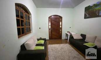 Imagem: Casa à Venda - Tropical, 3 Quartos, 360