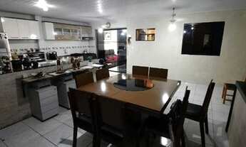 Imagem 2: Casa com 2 dormitórios à venda, 100 m² por R$ 289.000,00 - Fazendinha - Curitiba/PR