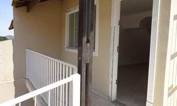 Imagem: Casa Duplex para venda, com 2 quartos, Quintal