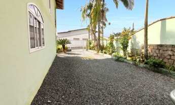 Imagem 2: Casa no Nova Brasilia com amplo terreno - Avalia permuta