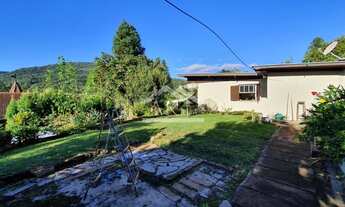 Imagem 7: Casa com amplo pátio e 3 quartos em Picada Café, na Serra Gaúcha