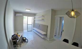 Imagem 2: Apartamento reformado, com 2 quartos em Pantanal - Florianópolis - SC