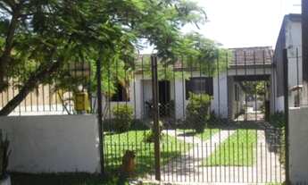 Imagem 3: Porto Alegre - Casa Padrão - Hípica