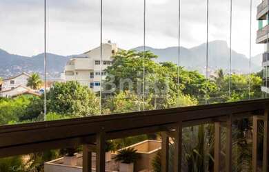 Imagem 4: Piratininga na beira da praia - vistão