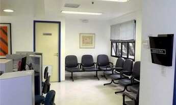 Imagem 2: Prédio Comercial 232 M², 6 Salas, 12 Vagas, 4 Banheiros