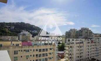 Imagem 4: Em Botafogo: excelente apartamento, com 3 quartos sendo duas suítes. Uma vaga de garagem n