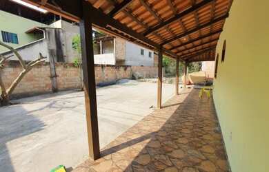 Imagem 4: Lote 500m² com Casa e Prédio aos Fundos Apto 02 Quartos