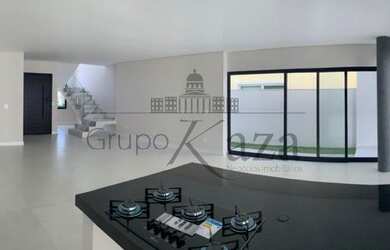 Imagem 5: Casa de condomínio para venda possui 270 metros quadrados com 4 suítes