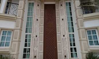 Imagem: Mansão Clássica no Bosque das Palmeiras