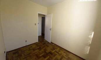 Imagem 4: Apartamento com 3 dormitórios para alugar, 66 m² por R$ 900,00/mês - Centro - Pelotas/RS