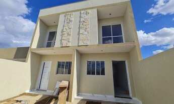 Imagem 2: Sobrado à venda 2 quartos, 1 banheiro e 1 vaga 68 m² por R$ 230.000