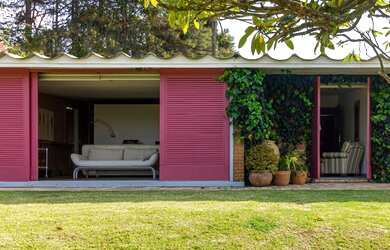 Imagem 3: Casa para venda tem 400 metros quadrados com 5 quartos em Campos do Jordão