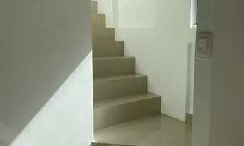 Imagem 5: Casa em meio à natureza