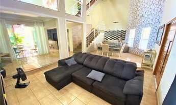 Imagem 2: Casa em ótima localização com 4 quatros e lazer completo