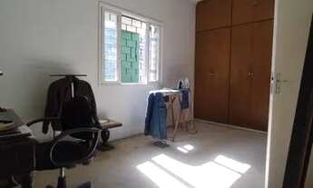 Imagem 4: Sobrado para venda tem 303 metros quadrados com 6 quartos em Boqueirão - Santos - SP