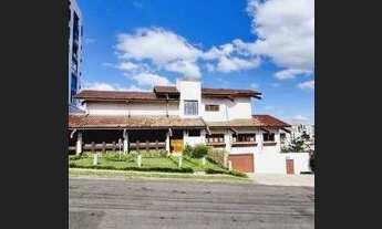 Imagem 3: Apartamento para venda possui 1200 metros quadrados com 4 quartos