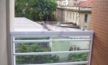 Imagem 2: Apartamento em excelente estado com 2 vagas de garagem e ar condicionado em prédio com laz