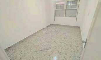 Imagem 8: Apartamento à venda com 2 dormitórios e 1 vaga na quadra da Praia Aparecida