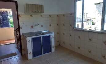 Imagem 4: Casa no 1º andar 2/4 sendo duas suites - Itapuã