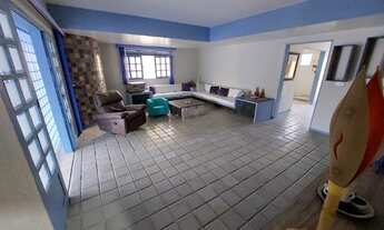 Imagem 5: JN) Alugo casa com 1.000m² de área total, a 100m da praia!