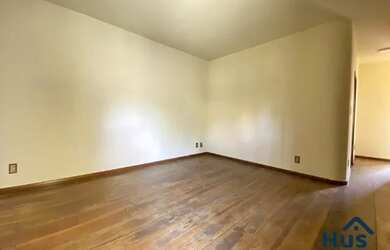 Imagem 6: Casa com 4 Quartos, 2 Suítes, Varanda e 5 Vagas no Bairro Planalto