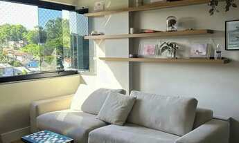 Imagem 7: Apartamento 2 quartos com suíte, mobiliado, vista livre e sacada integrada próximo ao Cent