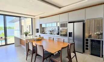 Imagem 3: Sobrado Florais da Mata para venda tem 215 metros quadrados com 3 quartos