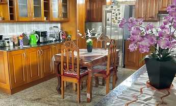 Imagem 4: Casa Mobiliada 4 Quartos (3 Suítes) | 3 Pavimentos