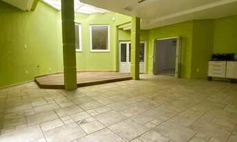 Imagem 2: Casa ampla para locação na Avenida Cinco de Novembro!