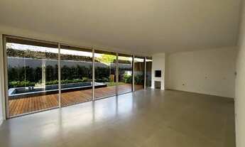 Imagem 4: CASA NO ESTALEIRO PERTO DO MAR 4suít. 6bwc, 2vg, piscina priv venha conhecer e se apaixone