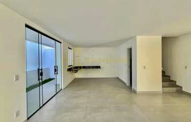 Imagem 7: Design Moderno em Manguinhos: Linda Casa Duplex com 4 Quartos e Sacada!