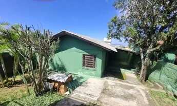 Imagem 3: Casa em Porto Alegre, no bairro Vila Nova, com 1 dormitório(s), e 1 banheiros, à