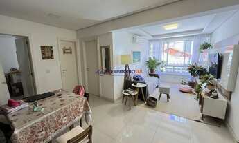 Imagem 2: Apartamento de 2 quartos, suíte e 1 vaga de garagem no bairro Santana em POA/RS