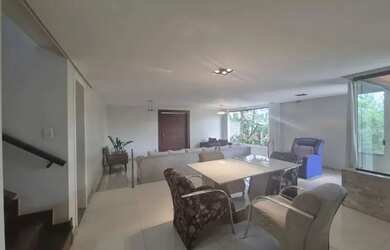 Imagem 7: CASA 8 QTS Casa com 5 dormitórios