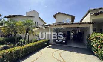 Imagem: Casa térrea com aquecimento solar na piscina