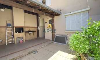 Imagem 5: Sobrado em condomínio, centro de Canoas, 4 quartos, desocupado, pátio generoso