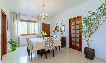 Imagem 7: Ampla casa com 4 Dormitórios e Pátio na Zona Norte