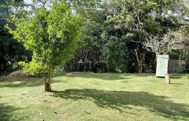 Imagem 2: Lote com Casa à Venda no Centro de Santo Antônio do Pinhal SP