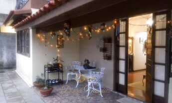 Imagem 3: Casa para Venda em Teresópolis, Agriões, 4 dormitórios, 1 suíte, 4 banheiros, 3 vagas