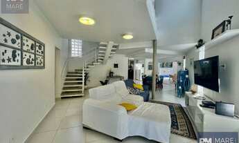 Imagem: Casa com 4 Suítes á Venda em Riviera