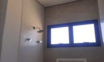 Imagem 3: Casa com 386m² de área construída em terreno de 472m². São 04 suítes, piscina, área gourme