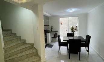 Imagem 4: Sobrado à venda com 4 Dormitórios sendo 1 suíte com hidro vaga de garagem para até 4 veícu