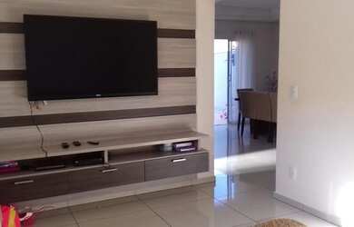 Imagem 7: Casa para venda tem 290 metros quadrados com 3 quartos em Jardim Caçula - Jundiaí - SP