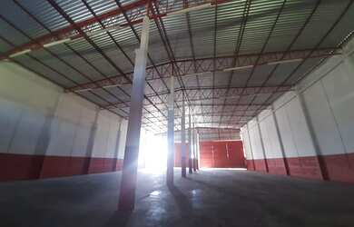 Imagem 4: Marragi Imóveis aluga galpão na Zona Oeste, próximo ao Ceasa e fácil acesso à Raposo Tavar